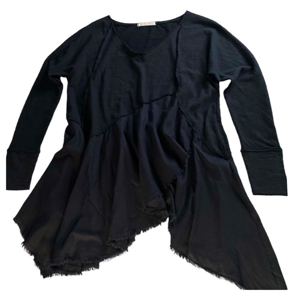 Free People - Black “ Comin’ In Hot” Tunic Top Size Medium - Picture 12 of 15